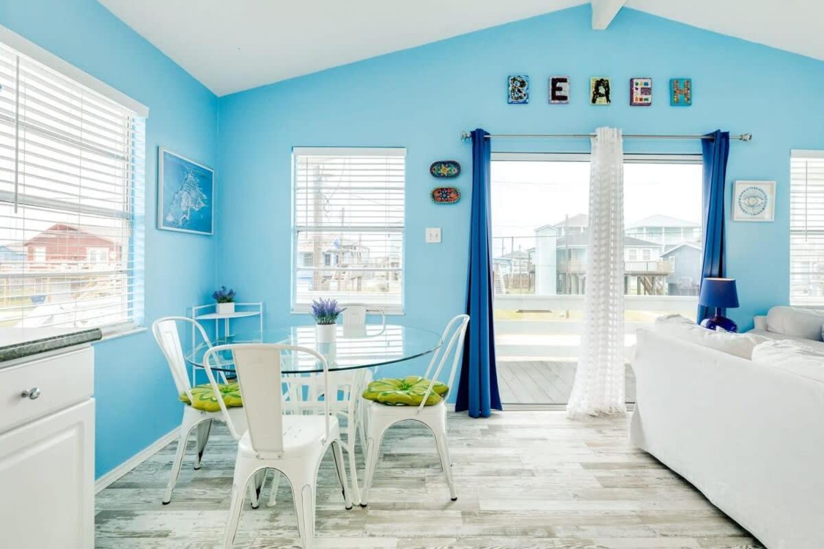 Fun In The Sun! Cozy Beach Pad, Gulf Views And Easy Access To The Sand! Surfside Beach Exteriör bild
