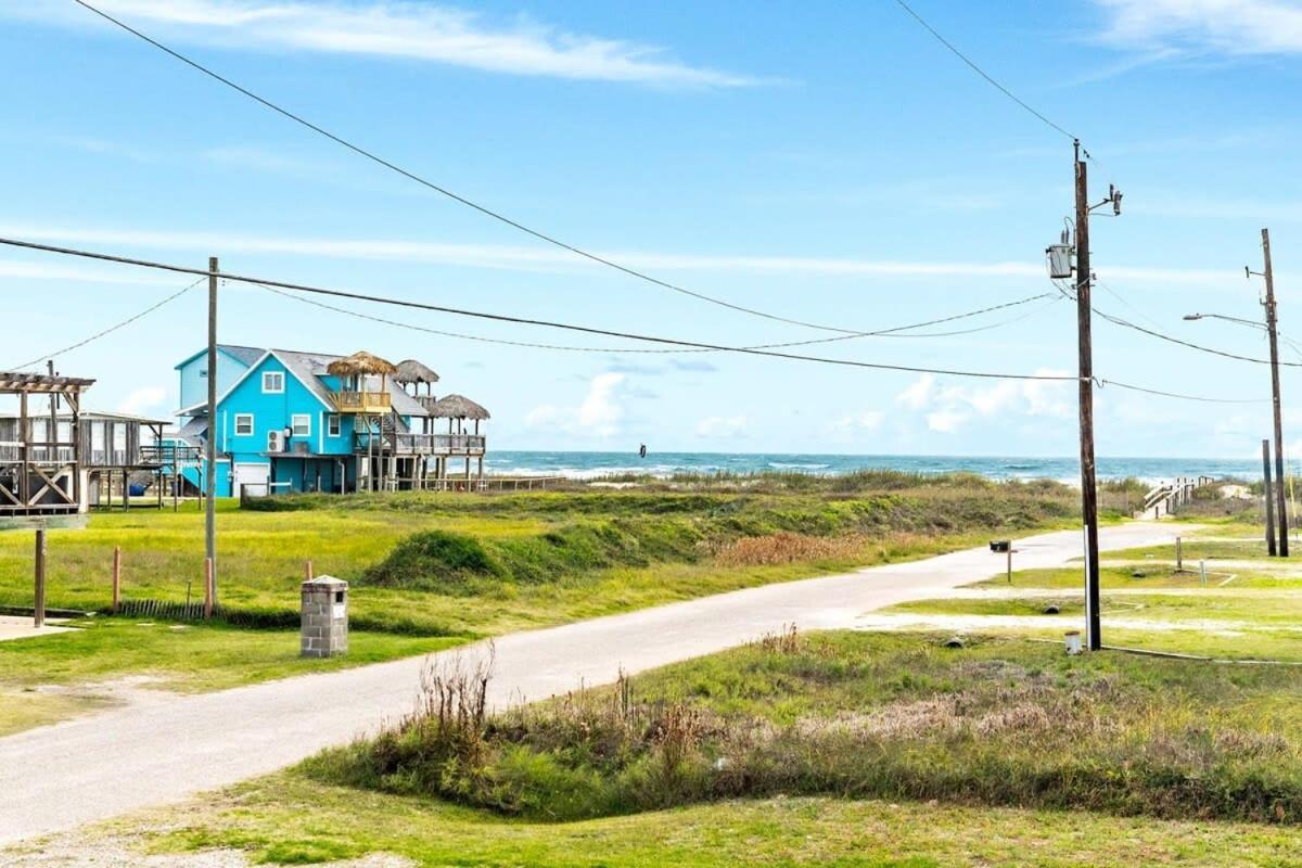 Fun In The Sun! Cozy Beach Pad, Gulf Views And Easy Access To The Sand! Surfside Beach Exteriör bild