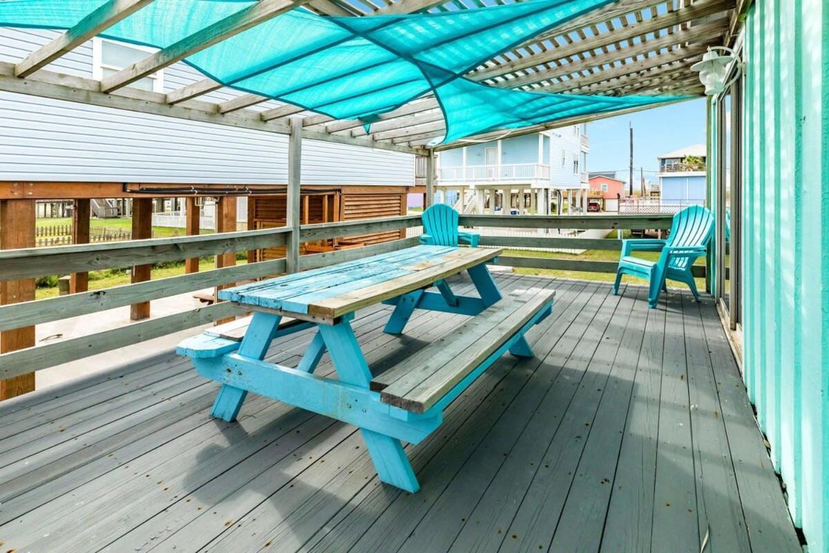 Fun In The Sun! Cozy Beach Pad, Gulf Views And Easy Access To The Sand! Surfside Beach Exteriör bild